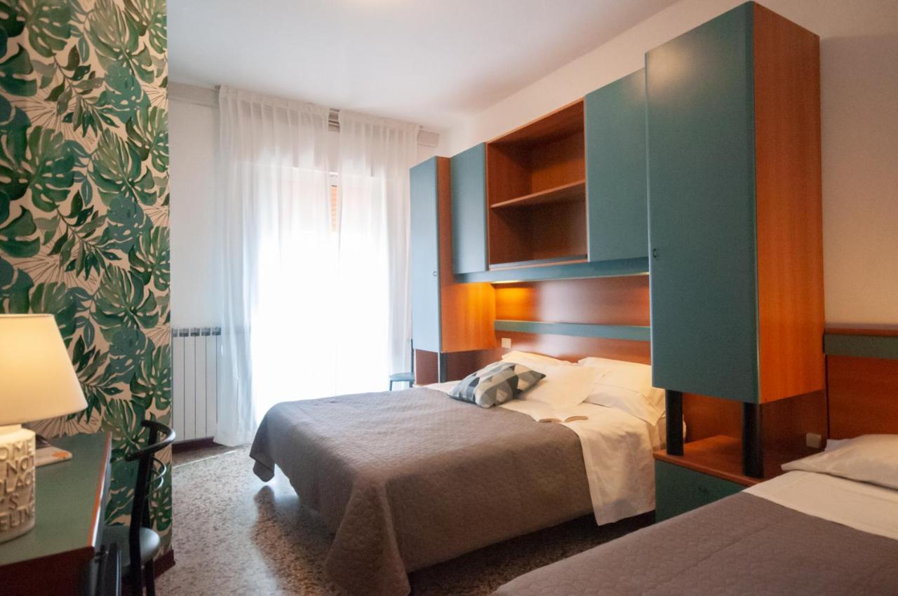 Hotel Crystal