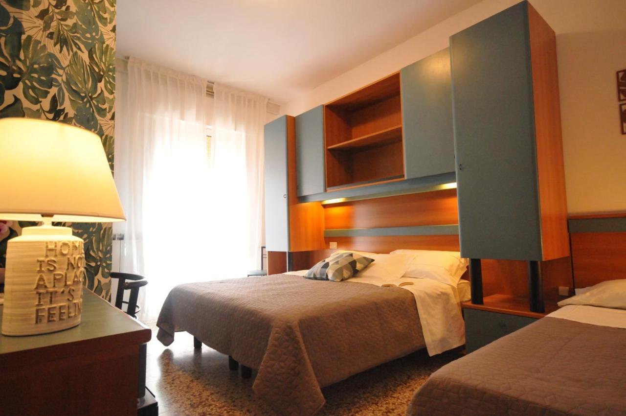 Hotel Crystal 3*